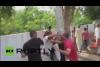 Embedded thumbnail for في الهند ضرب مبرح من ركاب قطار لشرطي متحرش بإمرأة